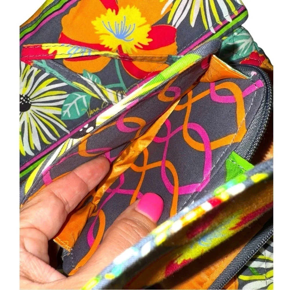 Vera Bradley Extendable Tote with Removable Crossbody strap & Wallet